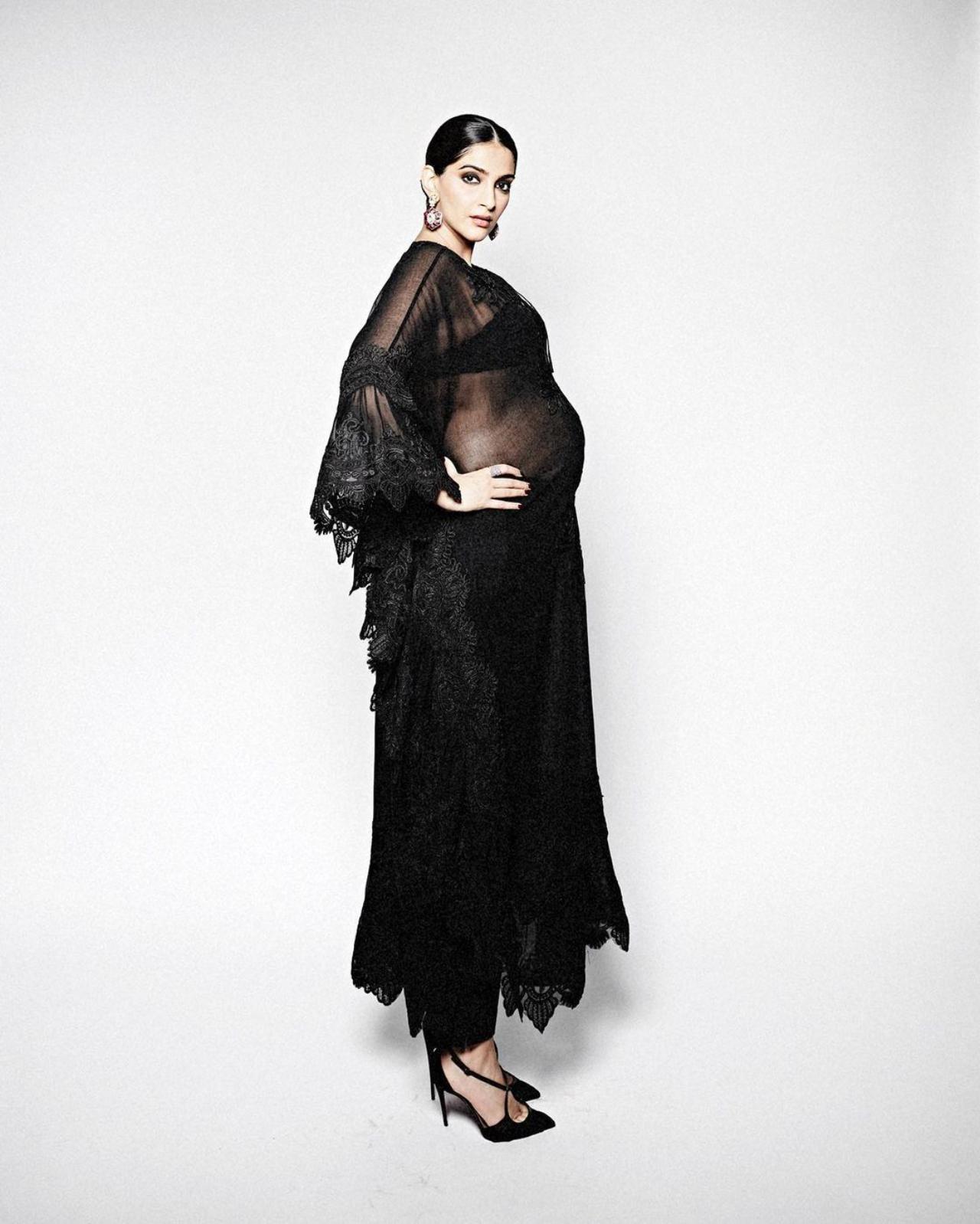 Sonam has been dropping pictures from her maternity shoot and the results are marvellous. From kaftans to silk drapes to casual bright dresses, Sonam has been keeping up with her title of a fashion diva even during her pregnancy
