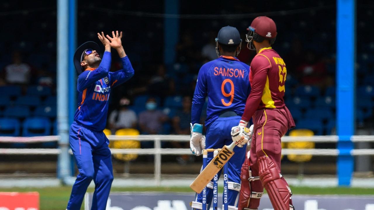 India wrestled the momentum back by picking up two quick wickets to leave West Indies on 130-3. Picture Courtesy/ AFP