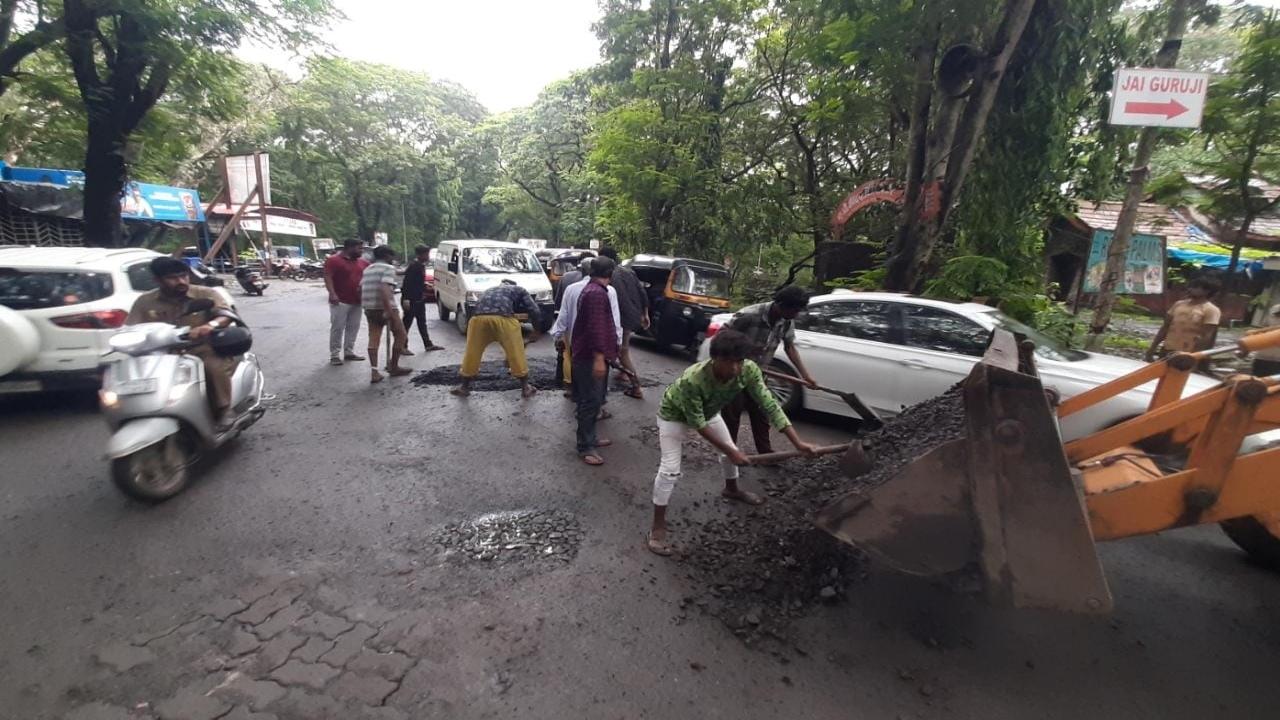 Due to potholes and bad roads, traffic movement has been affected across the city