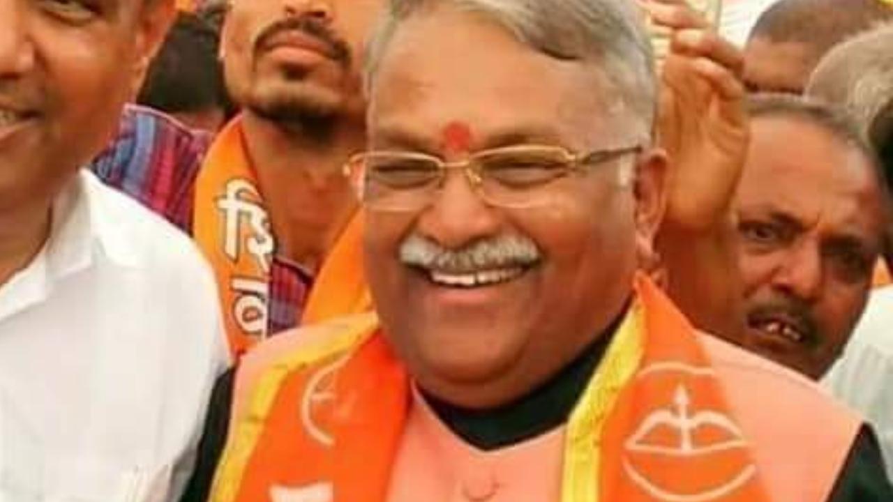 Maharashtra: BJP playing brutal politics by pressurising leaders through ED, says Shiv Sena's Chandrakant Khaire