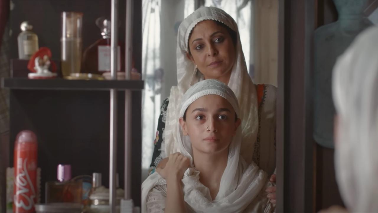 'Darlings' trailer: Shefali Shah-Alia Bhatt are a dangerous mother-daughter duo