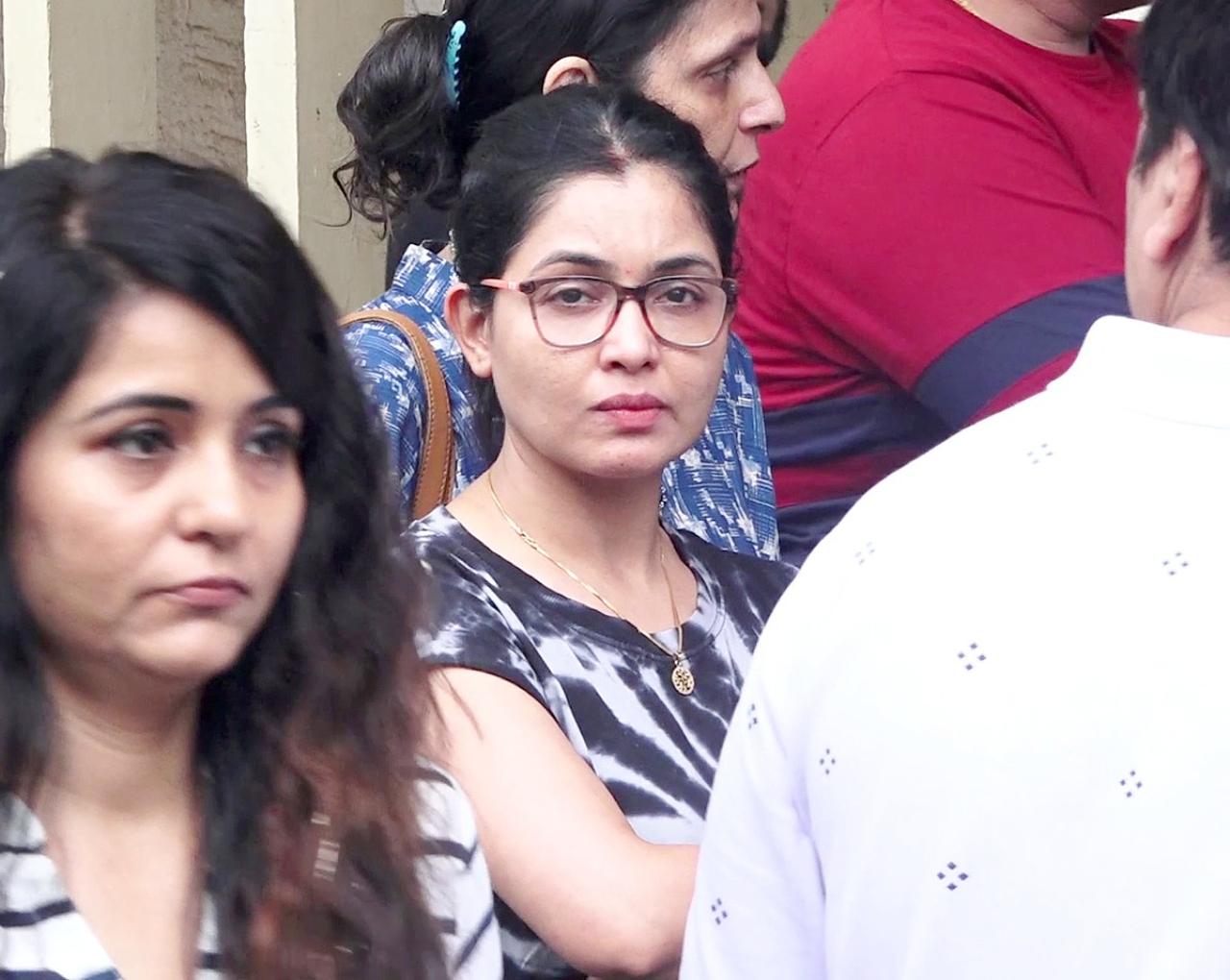Shubhangi Atre, who stays in the same society where Deepesh used to live, was the first one to get the news