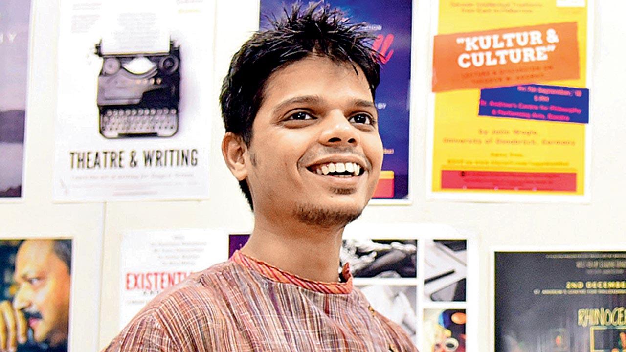  Omkar Bhatkar 