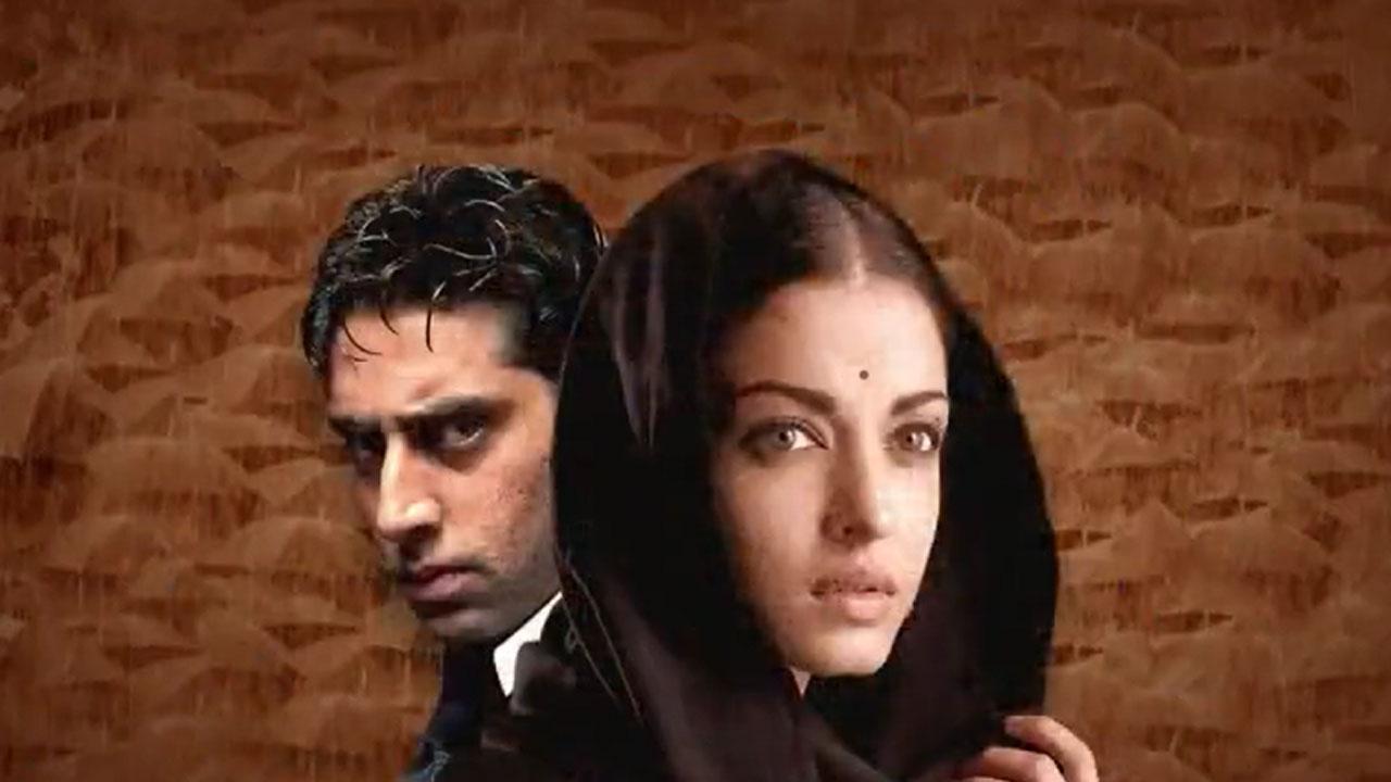 Barso Re Megha
This is Aishwarya Rai Bachchan's introduction in Mani Ratnam's smashing ode to capitalism and charisma. She is at her ferocious best and dances like a dream. Needless to say, looks like a dream too