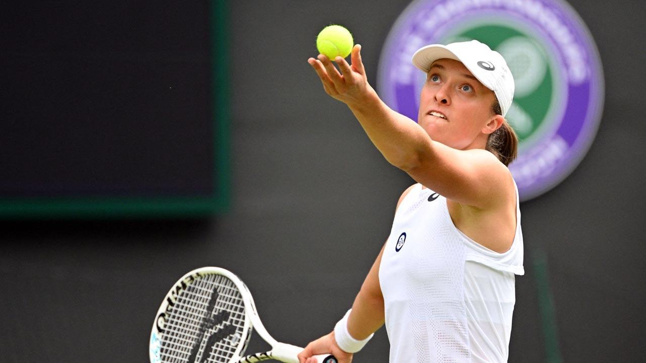 Wimbledon: Iga Swiatek fends off Pattinama Kerkhove's challenge; Katie Boulter stuns Katerina Pliskova
