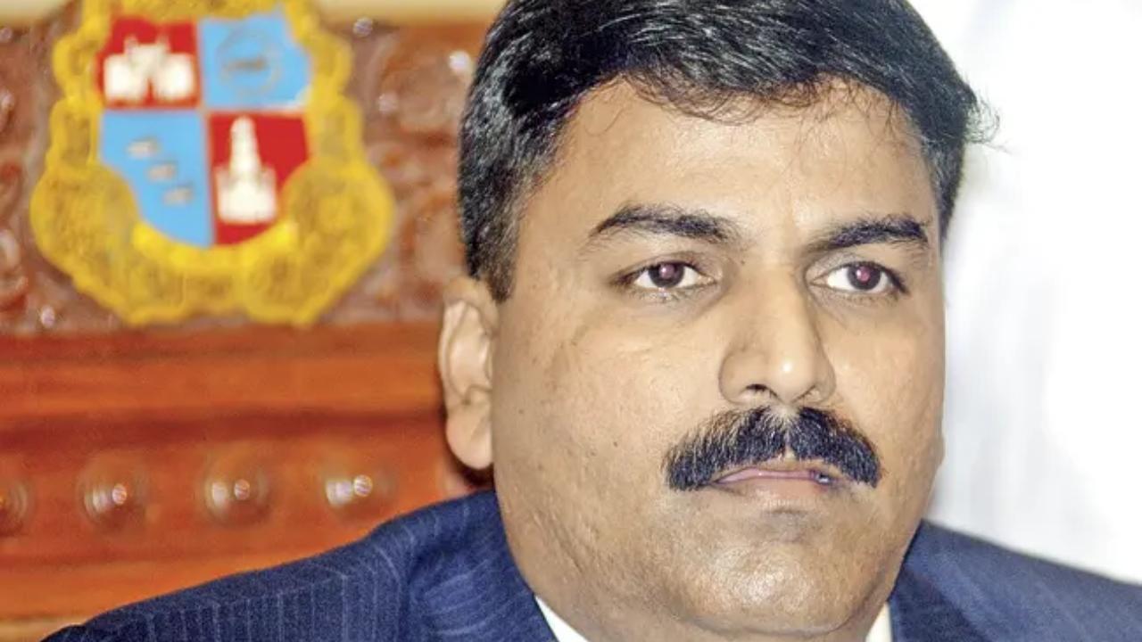 Mumbai: Police file FIR against woman for defaming Shiv Sena MP Rahul Shewale