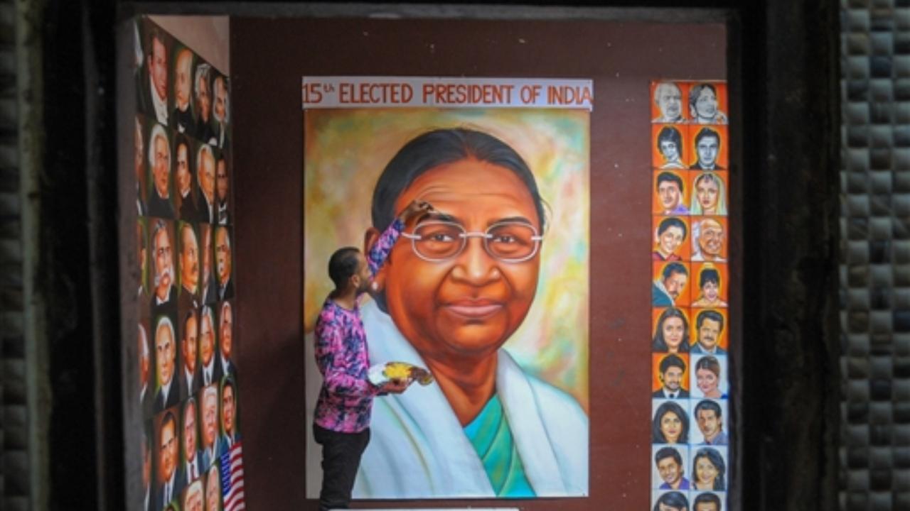 PHOTOS: India gets its first tribal woman president as Droupadi Murmu wins polls