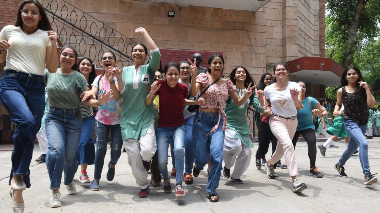 Students celebrate their success after the declaration of class 10th results. Pic/Pallav Paliwal