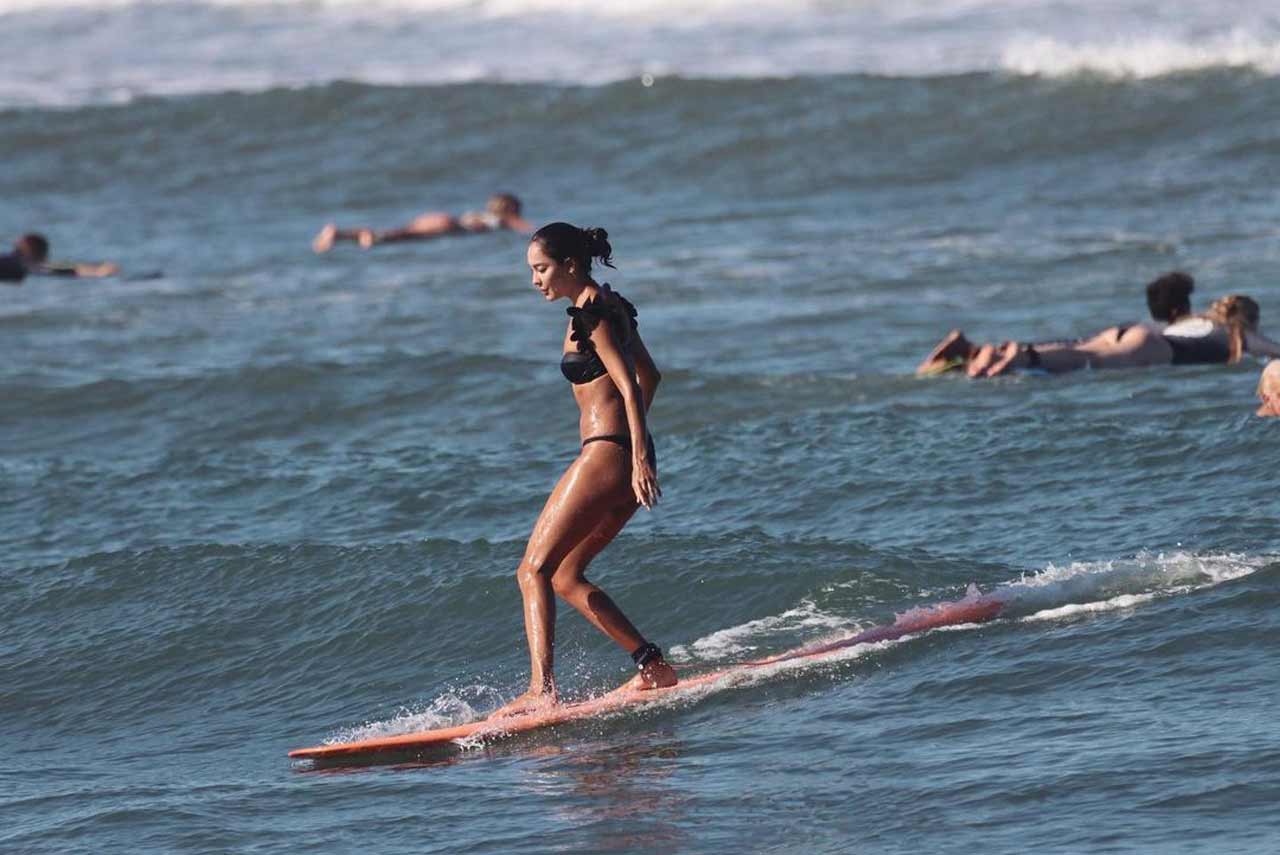 Lisa Haydon's post, where the actress is seen wearing pretty swimsuit, further read, 