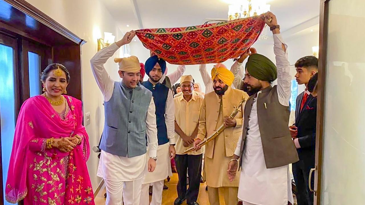 Punjab CM Bhagwat Mann's wedding rituals begin, Raghav Chadha shares glimpses from ceremony