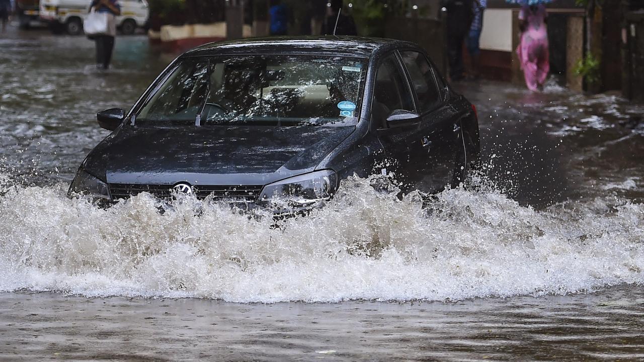 Maharashtra rains: 3 people die in 24 hours, 95 evacuated from flooded areas