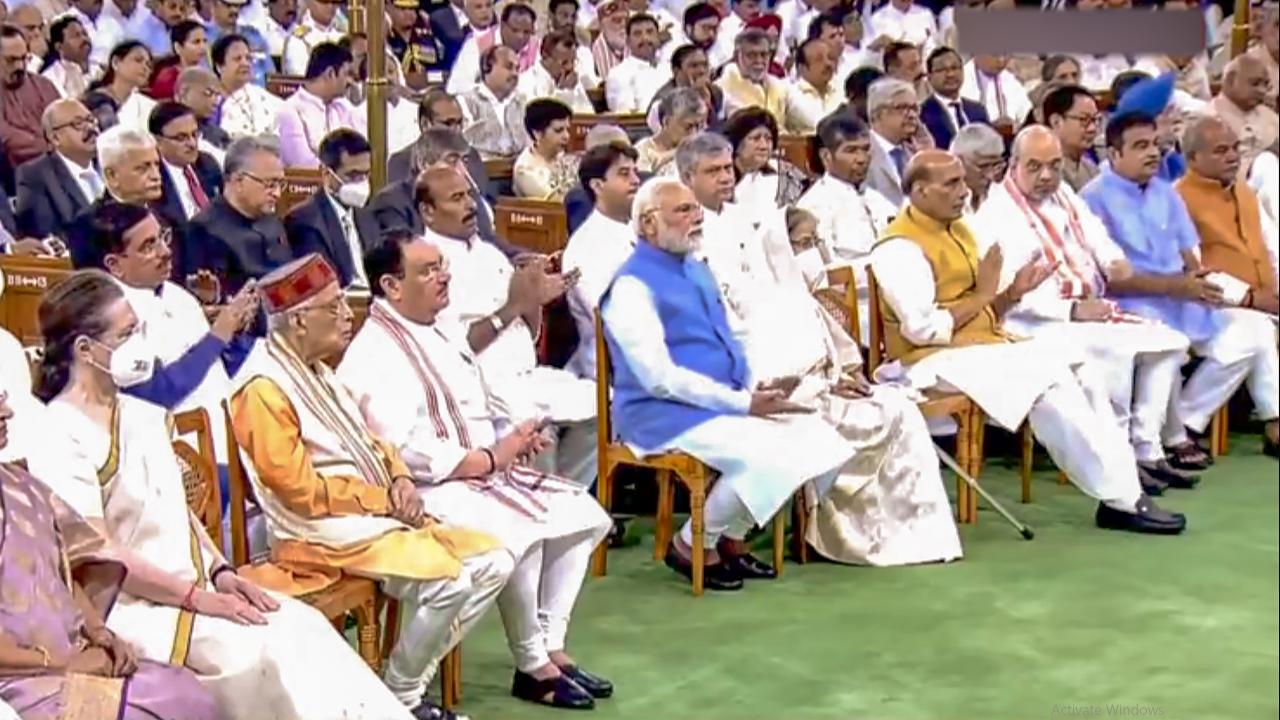 Prime Minister Narendra Modi and other dignitaries attended the swearing-in ceremony of President Droupadi Murmu, in the Central Hall of Parliament. Pic/PTI