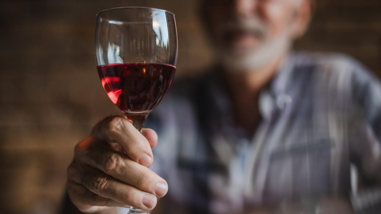 Drinking alcohol may reduce risk of cardiovascular disease, stroke, diabetes in people over 40 years: Lancet