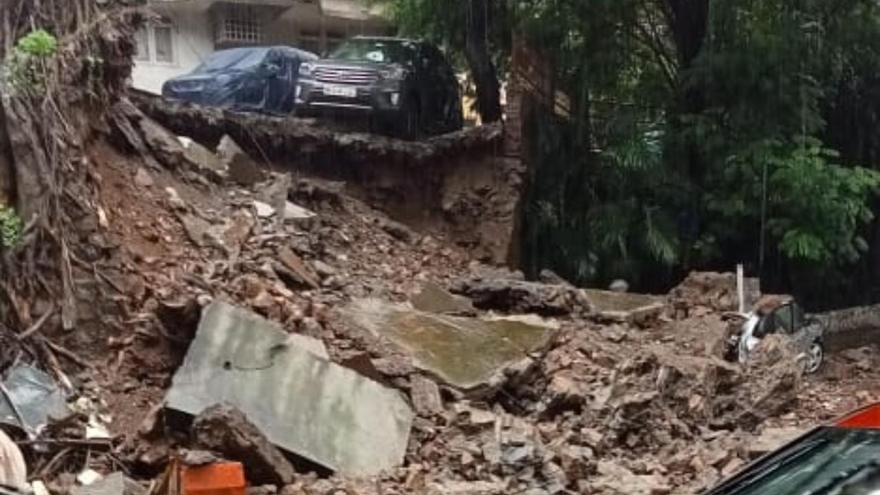 Mumbai rains: Building wall collapses in Bandra's Pali Hill, no injuries reported