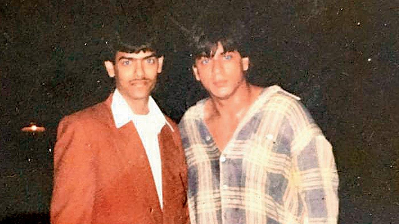 Vishahrukh Singh with Khan during their first meeting in 1996. Vishahrukh wants to make a film with the actor some day