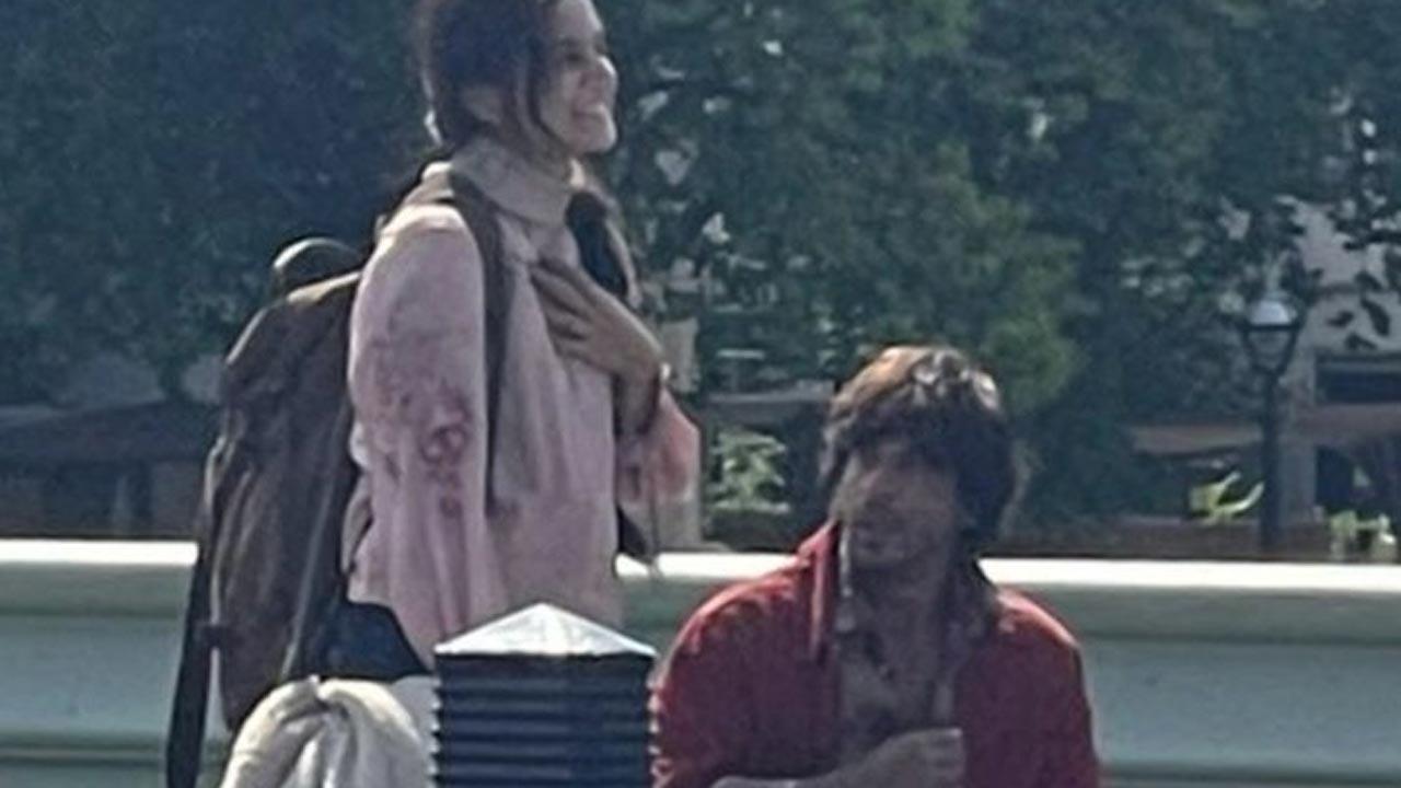 Shah Rukh Khan and Taapsee Pannu's photo from 'Dunki' sets go viral