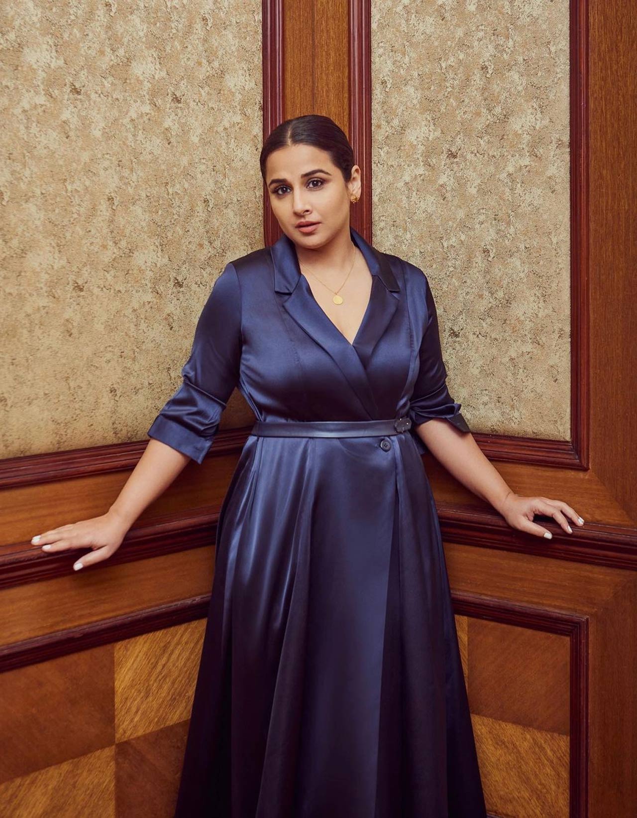 Vidya Balan started her career with the Indian sitcom 'Hum Paanch' in 1995. The actress played the role of Radhika Mathur on the show. Ahead of its success, she debuted in the film industry with the Bengali film 'Bhalo Theko' and in the Hindi film industry with 'Parineeta' along with Saif Ali Khan. Post that, there has been no looking back for the actress