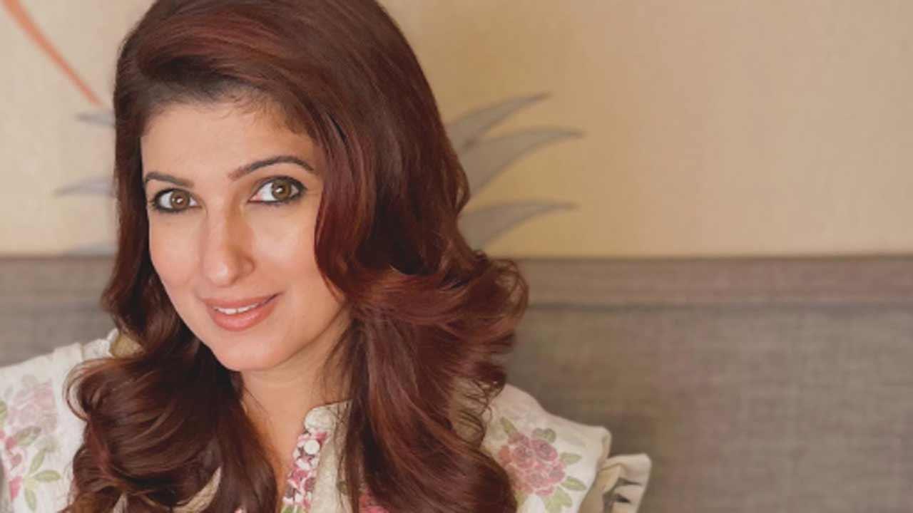 Twinkle Khanna attends Adele concert, pride walk with Akshay Kumar in London; watch video