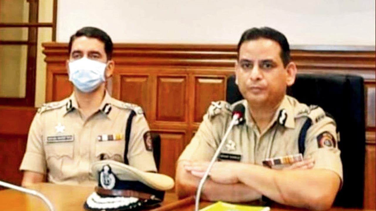 Mumbai: Scamsters targeting social media users by posing as police commissioners