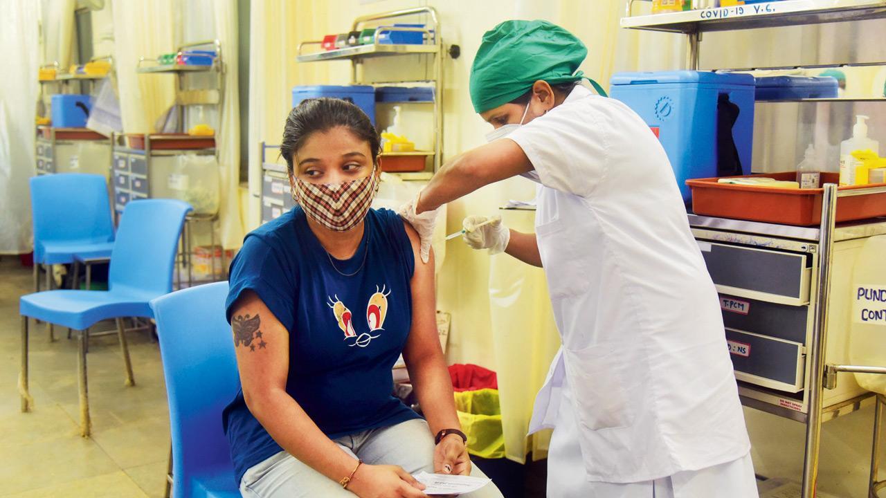 Teenagers’ Covid-19 vaccination still poses a challenge in Mumbai