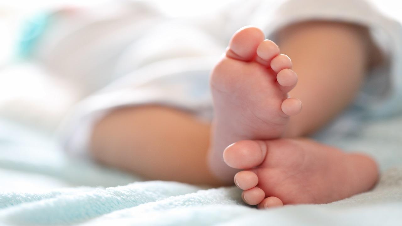 Maharashtra: Woman strangles infant daughter, 2-year-old son to death for crying; burns their bodies in Nanded