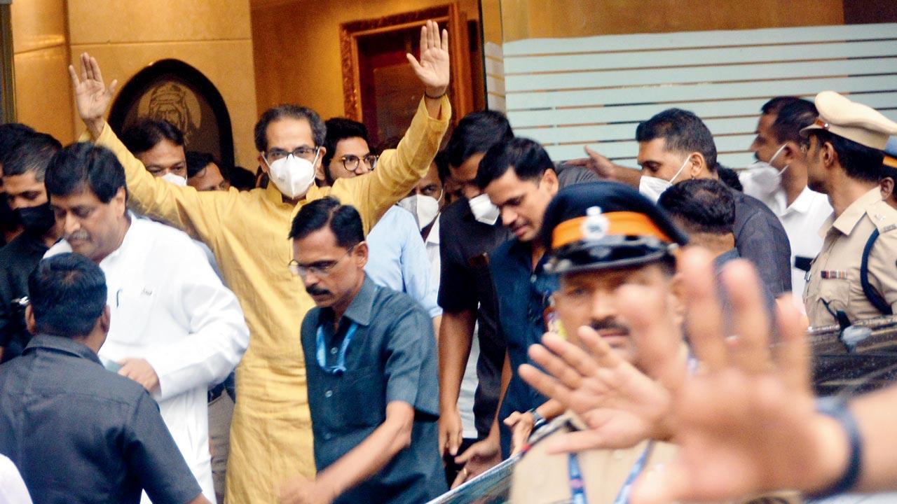 Maharashtra govt renames Aurangabad, Osmanabad