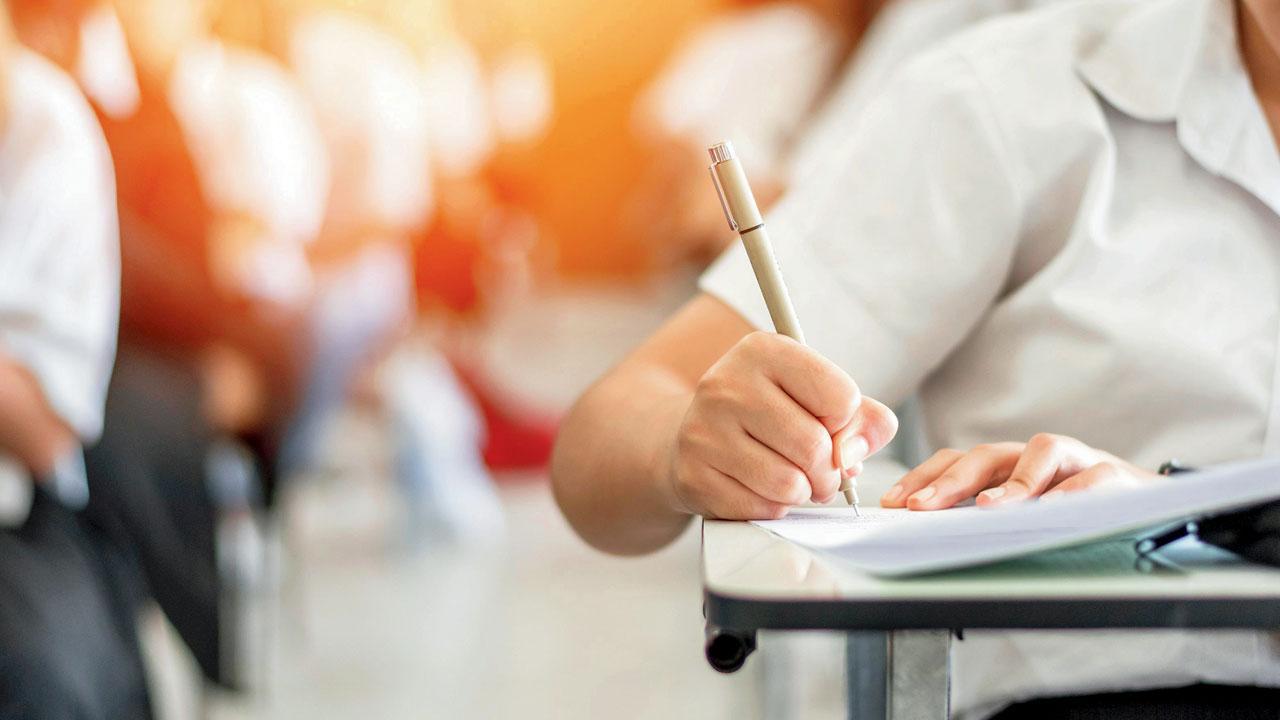 Mumbai: CBSE students anxious over university seats