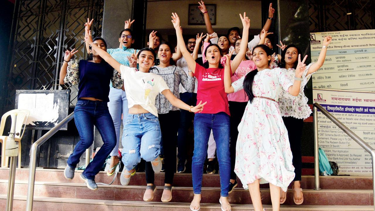 HSC results 2022: Offline exams and anxiety hit pass percentage
