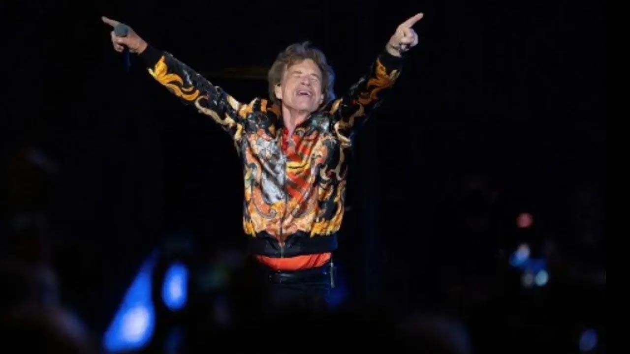 Singer Mick Jagger tests COVID positive, Amsterdam concert postponed