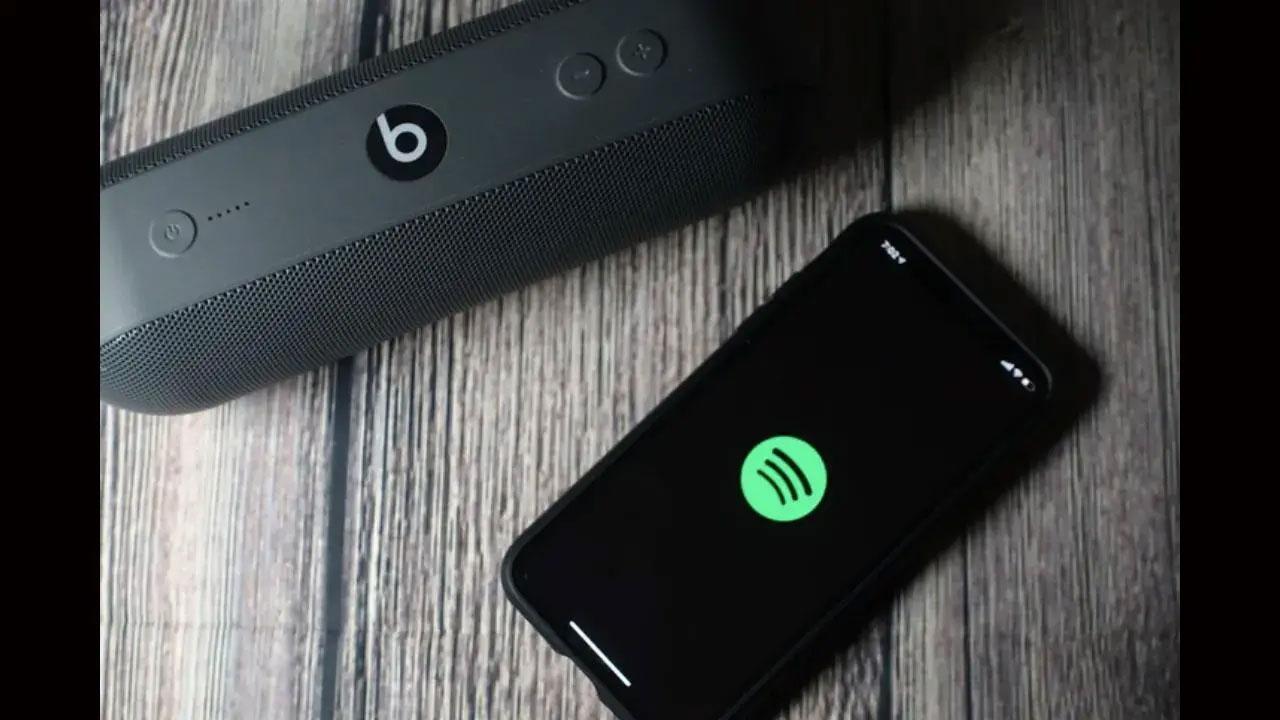 Spotify to roll out feature enabling users to see their friends' real-time activity