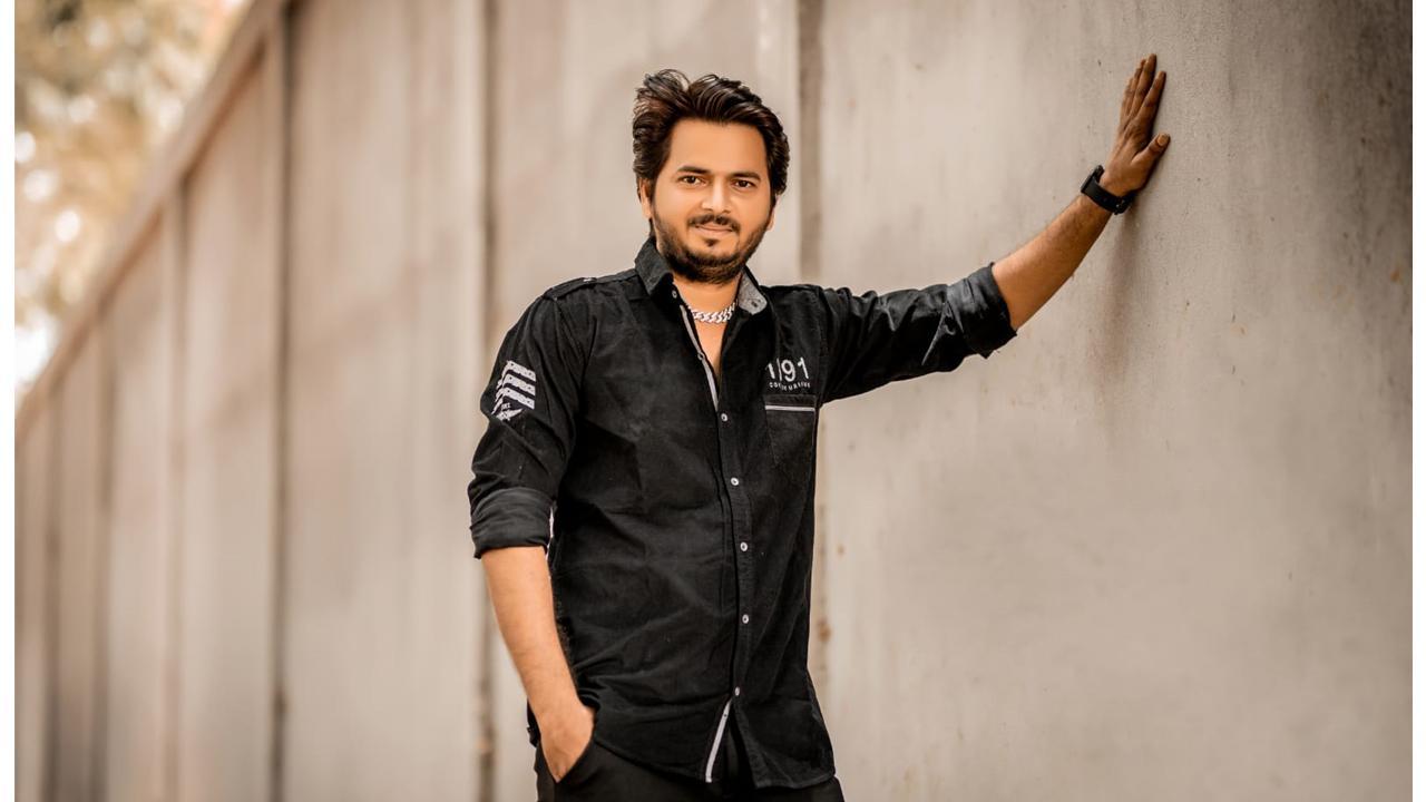 Multi-talented Sachin Pandit excels as a YouTuber, Influencer and Musician.