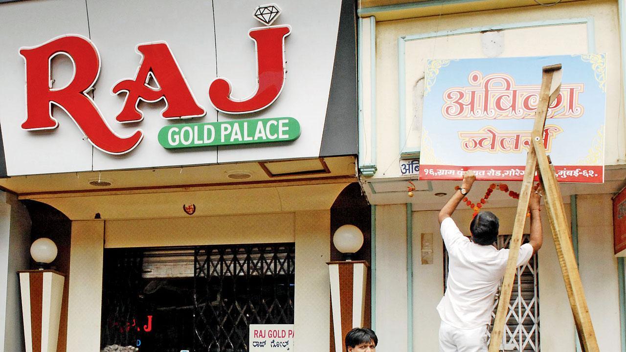 Marathi signboard diktat: Shop owners seek six more months