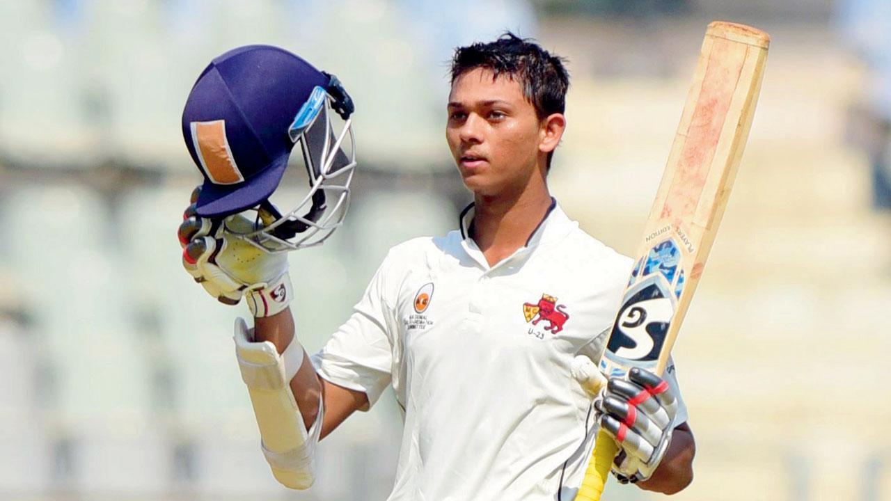 Ranji Trophy: Mumbai gain upper hand against UP as Yashasvi Jaiswal, Arman Jaffer score tons