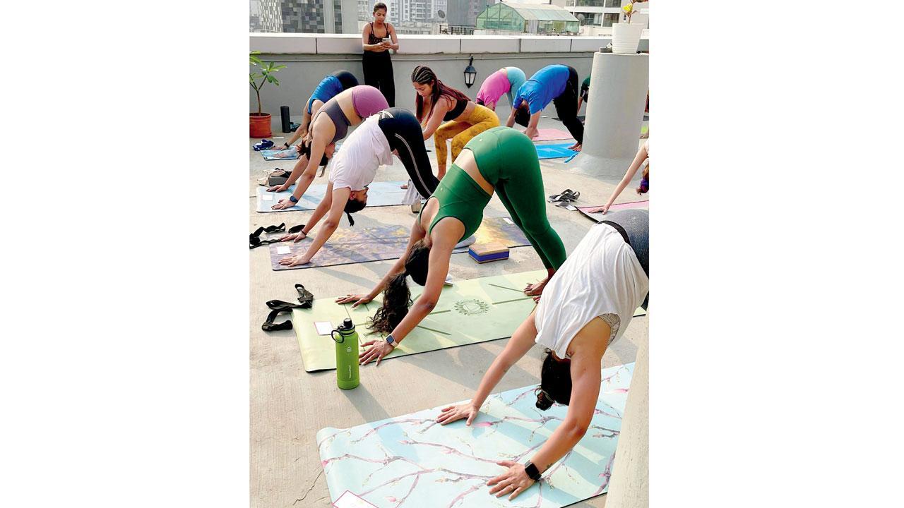 yoga-clothes - Yoga Classes Bandra West & Khar, Mumbai