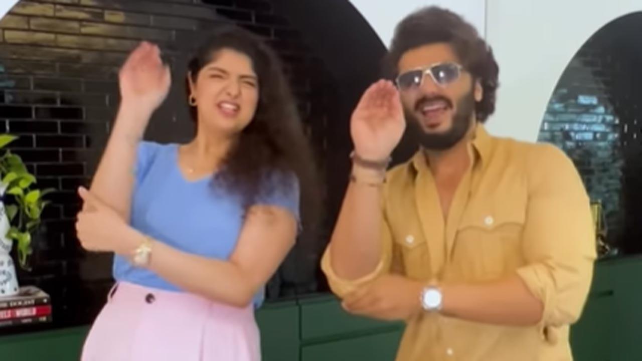 Arjun Kapoor joins 'Nach Punjaaban' bandwagon with sister Anshula; see video