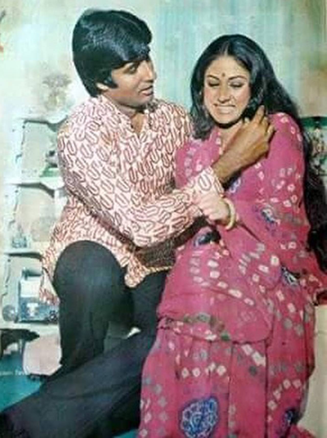 A classic throwback moment shared by Abhishek Bachchan that shows the golden era of Hindi Cinema featuring Amitabh Bachchan and Jaya Bachchan. This picture was shared by the 'Yuva' actor in 2016