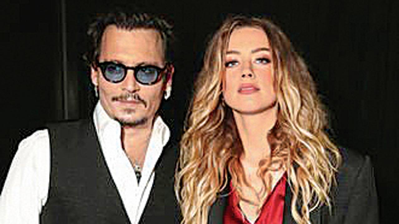 Johnny Depp finds cheerleaders in Bollywood too