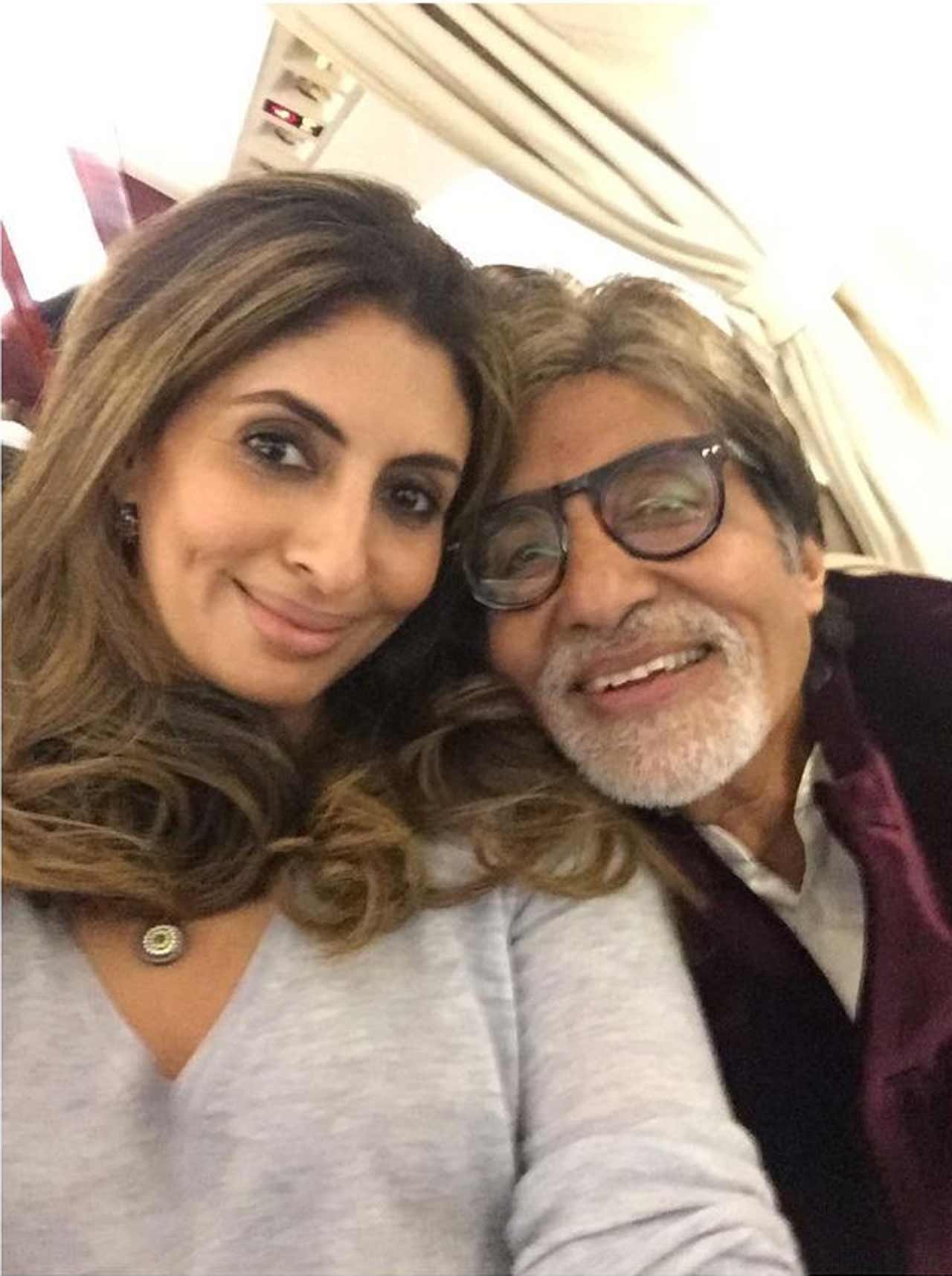 Shweta Bachchan surprised fans by giving a Father's Day twist to Big B's iconic dialouge, sharing a sweet selfie with her legendary father Amitabh Bachchan. She captioned the photo and wrote, 