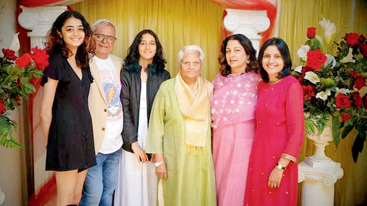 Hansal Mehta and wife Safeena Husain with family at their wedding on May 24, 2022 in San Francisco