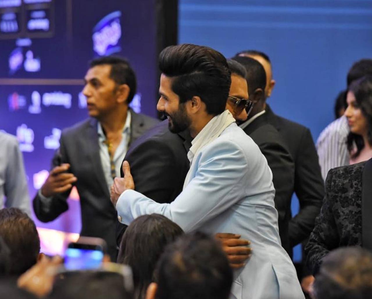Shahid Kapoor and singer Yo Yo Honey Singh give each other a hug in this candid click. Shahid Kapoor was last seen in Jersey. Yo Yo Honey Singh is best known for his music in films like Khiladi 786, Chennai Express, Boss, Ragini MMS 2, Bhoothnath Returns, Sonu Ke Titu Ki Sweety, and Cocktail