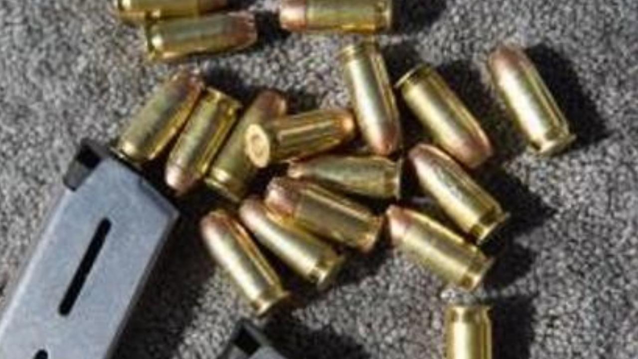 Mumbai: 18 live bullets found in sea near Juhu beach
