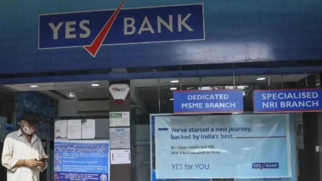 Yes Bank scam: CBI brings arrested builder Avinash Bhosale to Delhi for questioning