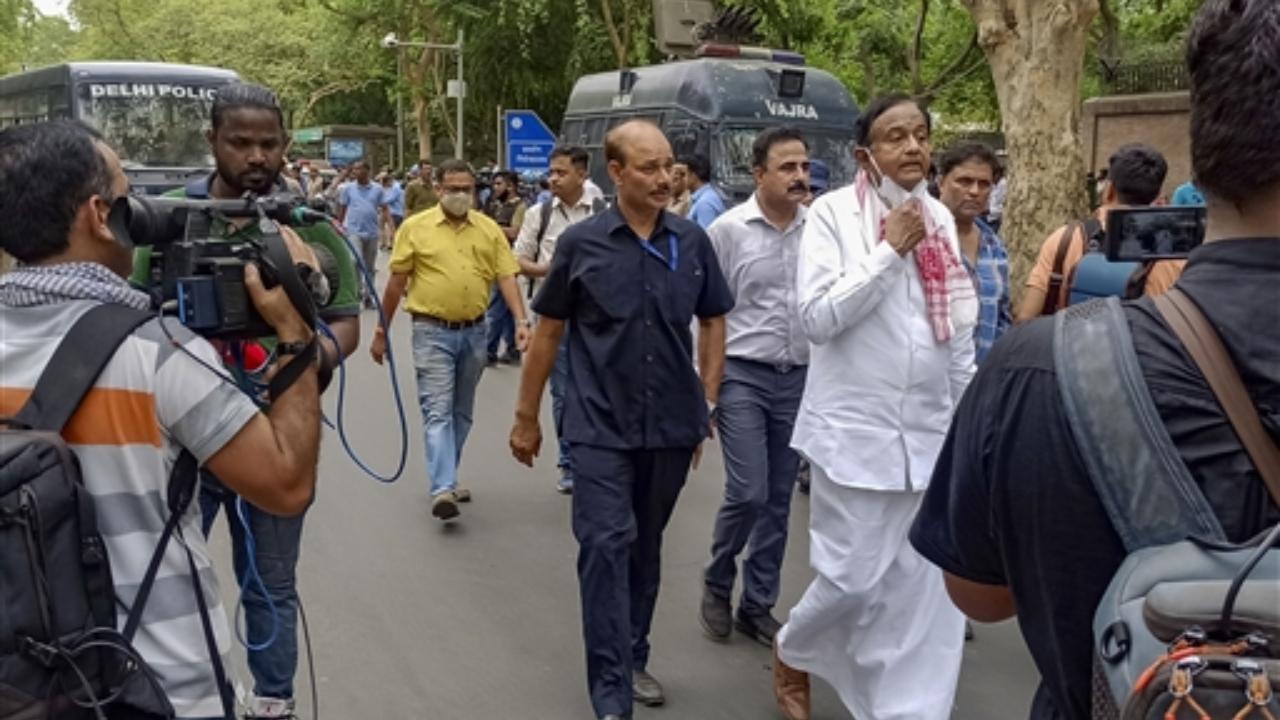 Lucky to get away with suspected hairline crack, says P Chidambaram after 3 policemen 'crashed into him'