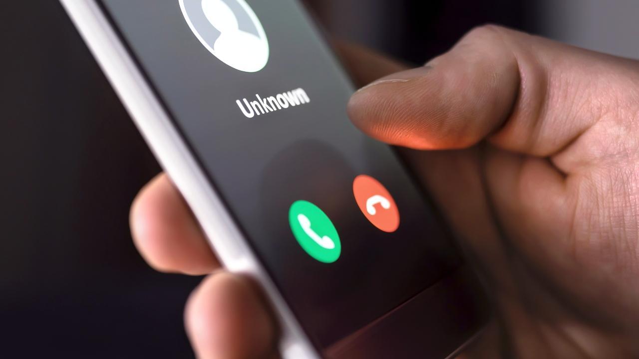 Telangana BJP MLA claims threat calls from unknown numbers, files complaint
