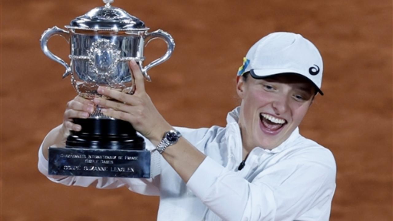 Iga Swiatek equals massive Venus Williams record after her French Open title victory