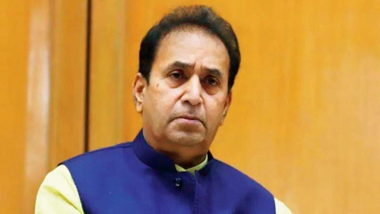RS polls: ED opposes pleas of Anil Deshmukh, Nawab Malik for one-day bail, says prisoners don't have voting rights