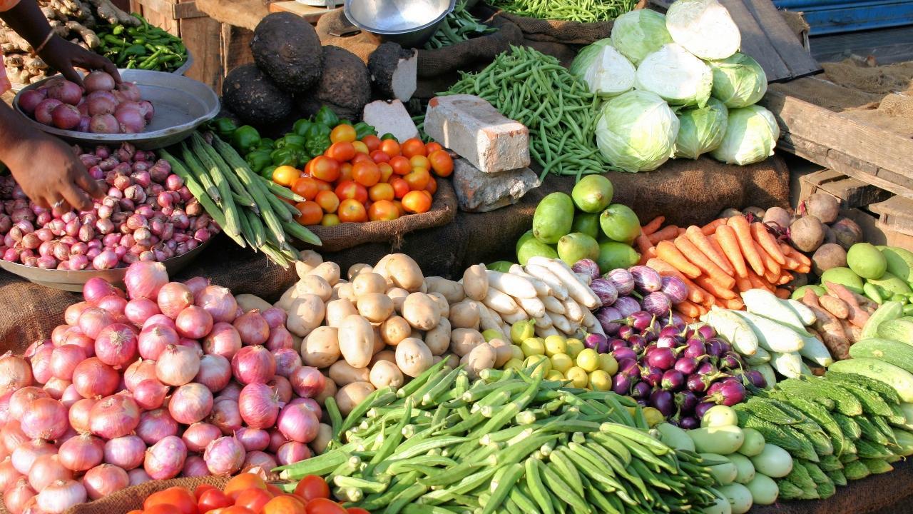 Mumbaikars can now place orders for fresh veggies at PDS shops