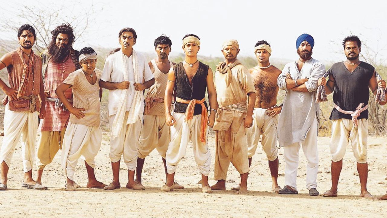 The team of 'Lagaan' to re-unite at Aamir Khan’s residence to celebrate 21 glorious years