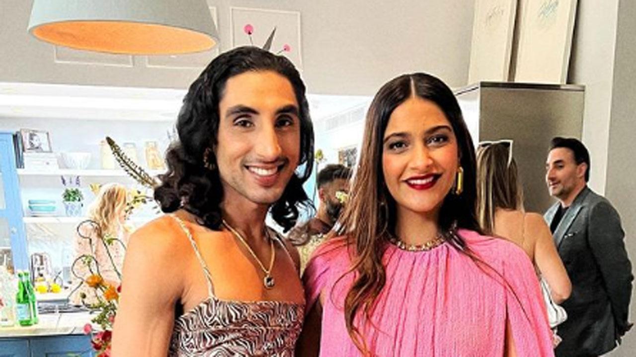 Mom-to-be Sonam Kapoor has been giving fashionable looks one after the other. The fashionista, who is currently residing in London with her husband Anand Ahuja, recently hosted a glitzy baby shower. Read the full story here