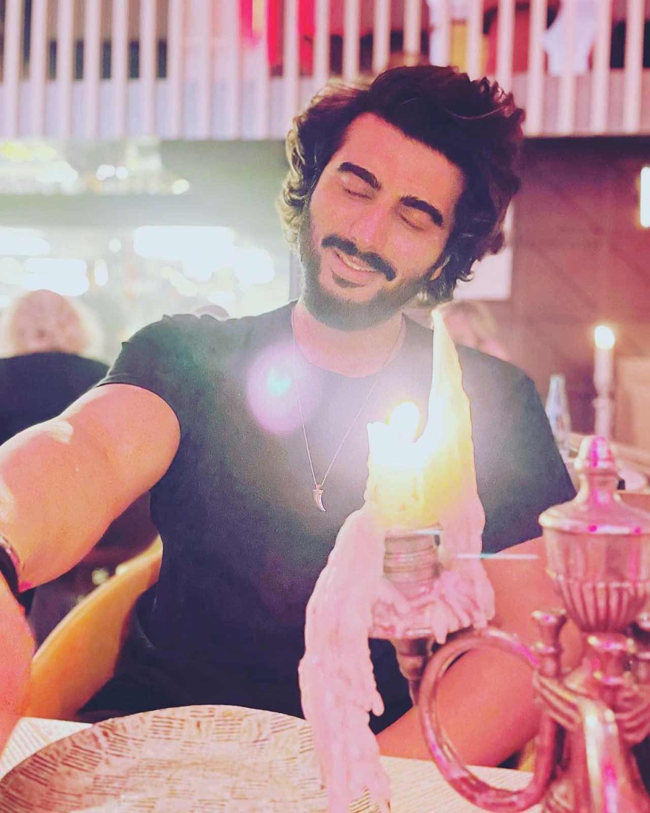 As Arjun Kapoor Kapoor turns a year older, Malaika Arora penned a heartfelt note for him. Sharing a picture and video on Instagram, Malaika wished her beau in the cutest way! And, in the video that Malaika posted, Arjun is seen relishing the food that he is being fed by his lady love. Malaika attached a lovely caption to the post and wrote, 